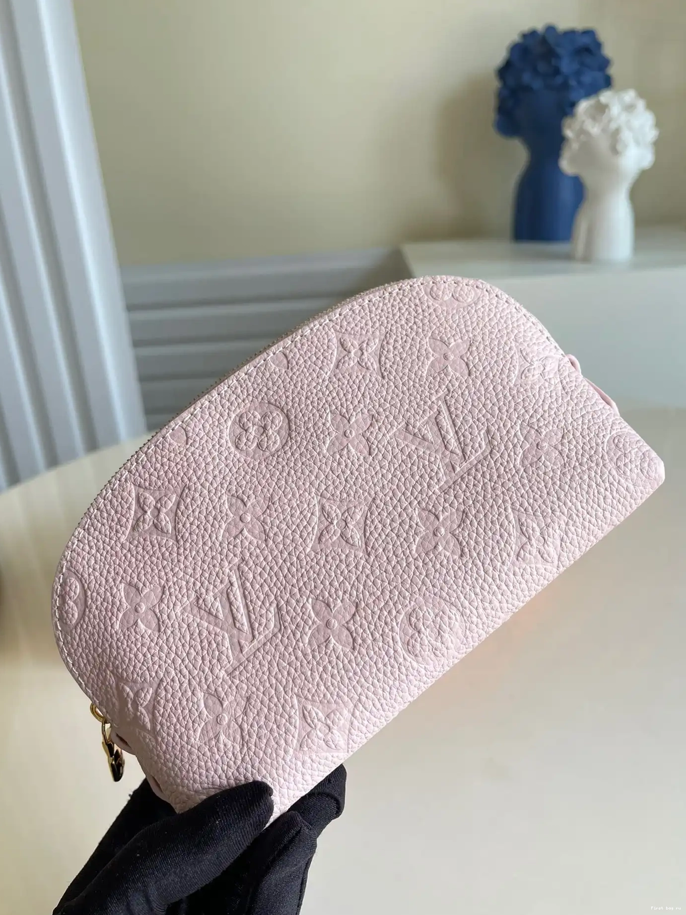 First bag ru LOUIS COSMETIC VUITTON POUCH 0522